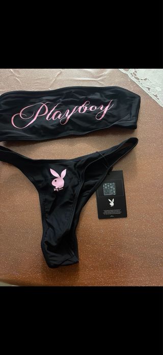 Bikini Playboy nero con coniglietto rosa