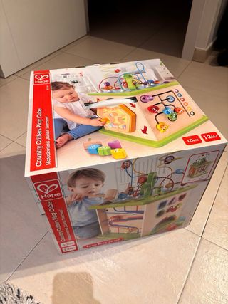 Cubo de actividades Hape Montessori