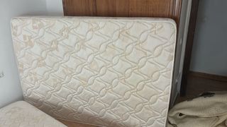 Colchón y canapé Pikolin