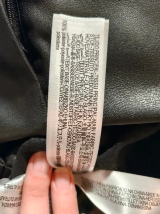 Falda pantalón Zara efecto piel negra