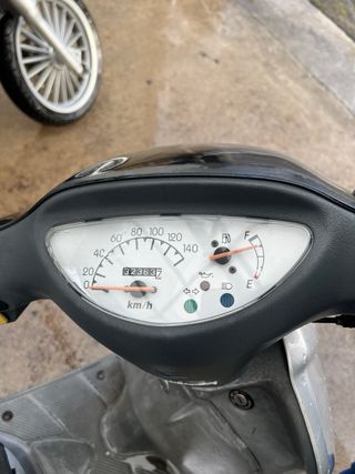 Honda Scoopy 100