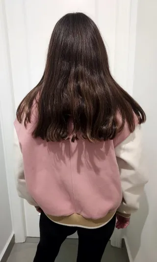 Bomber Stradivarius rosa y beige Talla S