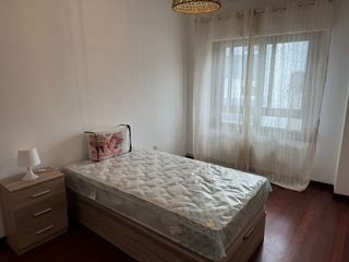 Amplia y luminosa Habitación en Torrecedeira