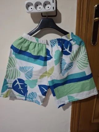 Lote 4 Shorts Bañadores Diferentes Colores