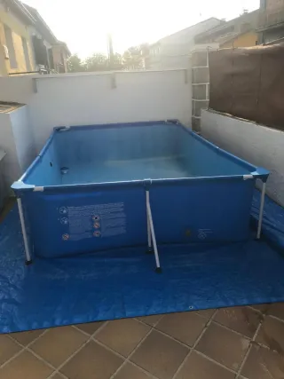 Piscina desmontable azul