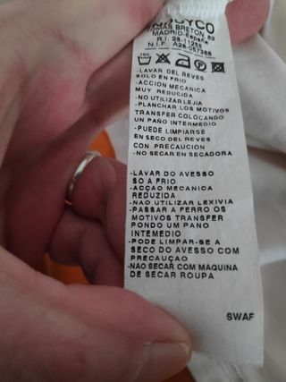 Camiseta Estampada de Lloyd's, El Corte Inglés.