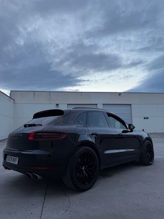Porsche Macan 2015