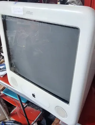 Apple eMac 2003 Blanco
