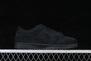 Nike Dunk Low Retro SE "Triple Black Suede"