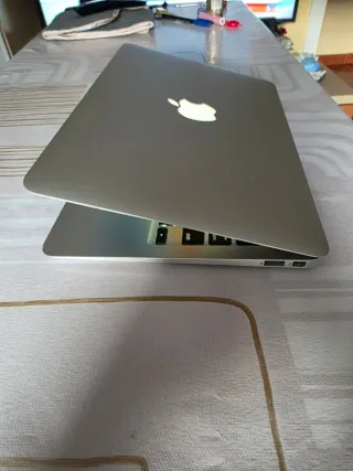 MacBook Air 11 (Mediados 2013)
