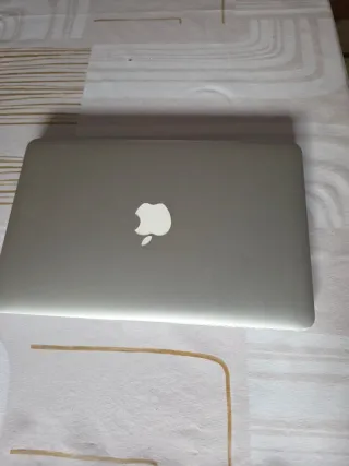 MacBook Air 11 (Mediados 2013)