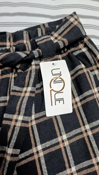 Pantalón palazzo cuadros negro, blanco, beige