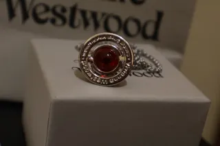 Collar Vivienne Westwood Orb Rojo mini