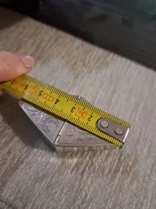 Pastillero de plata labrada