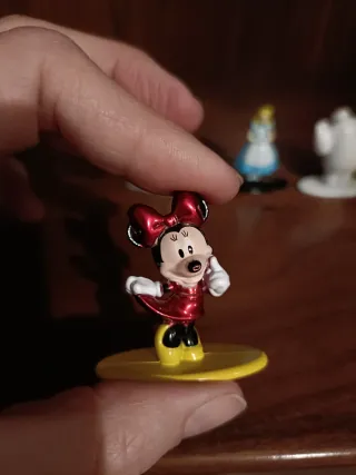 6 Figuritas metálicas Disney