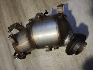 DPF Catalizador 2AD-FTV 2AD-FHV EURO 4