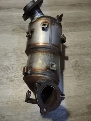 DPF Catalizador 2AD-FTV 2AD-FHV EURO 4