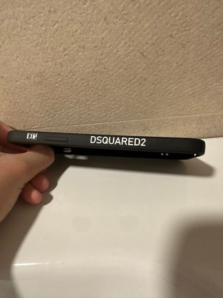Funda iPhone 11 Dsquared2 Negra
