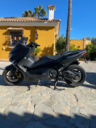 Yamaha TMAX 530