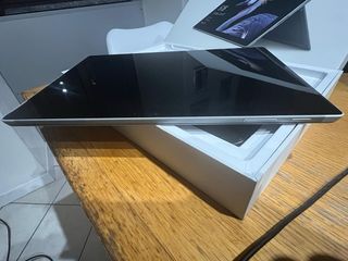 Microsoft Surface Pro 5 Tablet Grigia con Tastiera