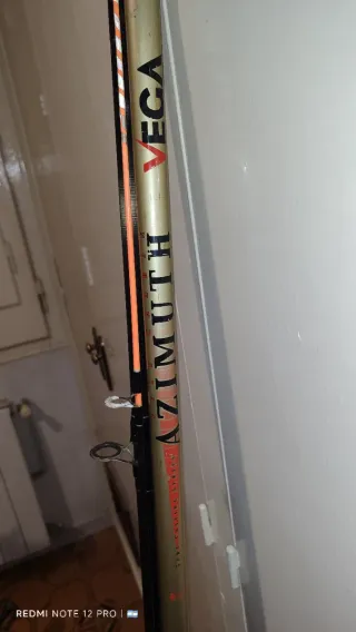 Caña de pescar con carrete