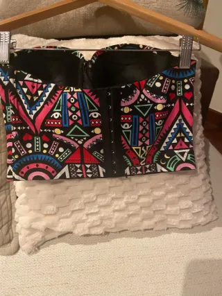 Top estampado tribal talla S