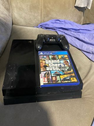 PS4 (PlayStation 4) + GTA V (85€ sin GTA V )