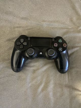 PS4 (PlayStation 4) + GTA V (85€ sin GTA V )