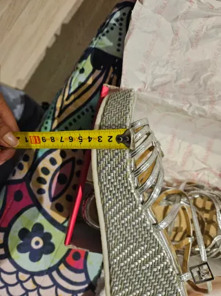 Sandalias plateadas de plataforma