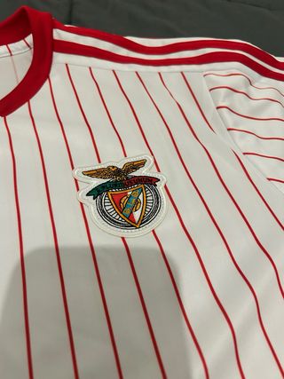 Camiseta Adidas Rayas Rojas Talla M