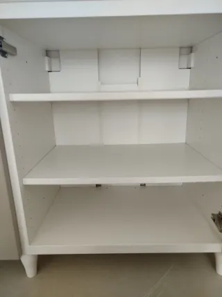 Aparador Ikea Besta Gris y Blanco