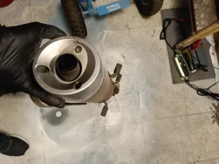 Suzuki Burgman 125 tubo de escape