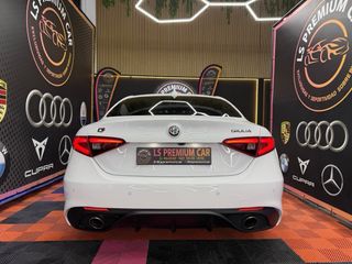 Alfa Romeo Giulia 2017