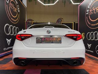 Alfa Romeo Giulia 2017
