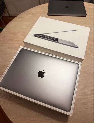 MacBook Pro 13, Touchbar Gris Espacial