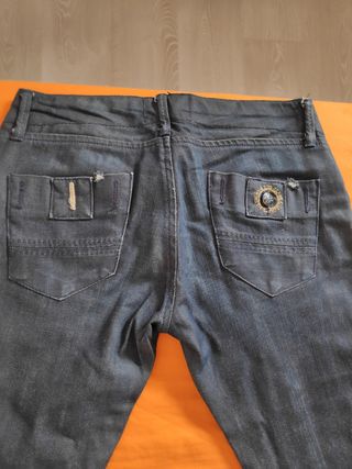 Vaqueros de Lois para Mujer.