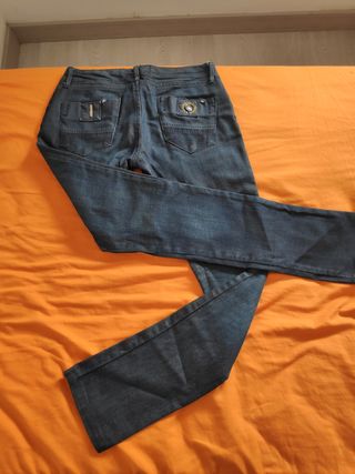 Vaqueros de Lois para Mujer.