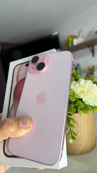 iPhone 15 Rosa