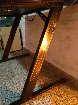 Escritorio Gaming LED