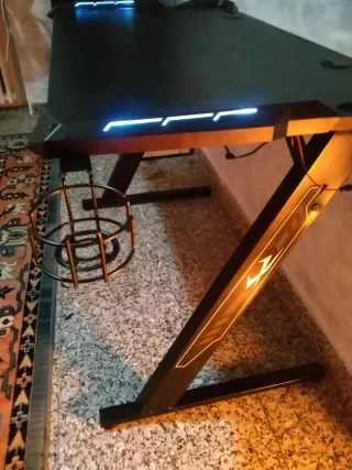 Escritorio Gaming LED