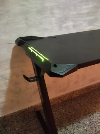 Escritorio Gaming LED