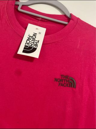 Camiseta The North Face Rosa