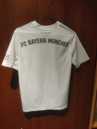 Camiseta Bayern Múnich Adidas Talla L de niño