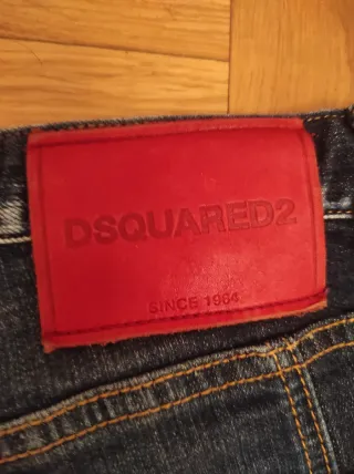 Pantalones vaqueros DSQUARED2 42