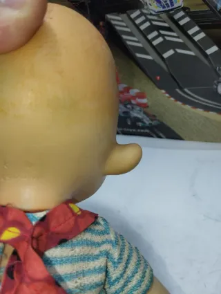 Muñeco bebé vintage ojos azules