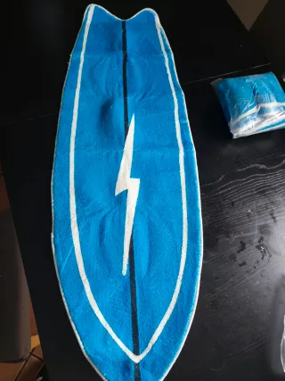 Tapete Prancha de Surf Azul Novo