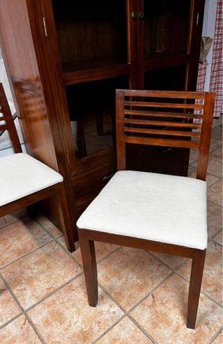 Sillas de salón madera y tela