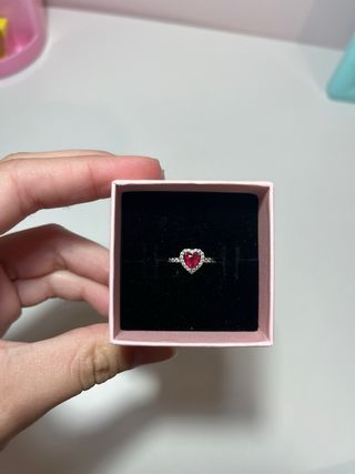 Anillo Pandora Corazón Rojo