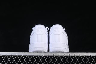 Nike Air Force 1 '07 Low Triple White