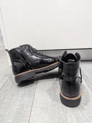 Botines charol negros talla 39